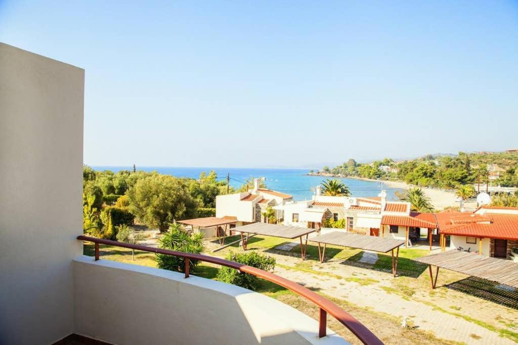 Oliviera Villa Lagomandra Exterior photo